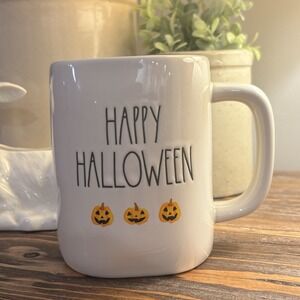Rae Dunn "HAPPY HALLOWEEN" White Ceramic Coffee Mug Black Letters‎ Pumpkins